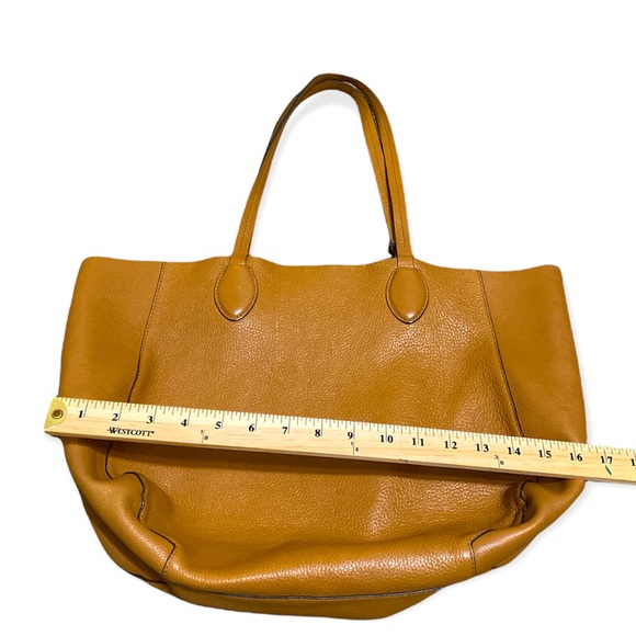 Michael Kors Mae Reversible Leather Tote - Picture 8 of 10